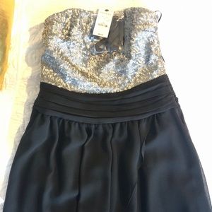 Express Strapless Night Out Silver Sequin & Black Mini Party Dress. NWT. Size 0.